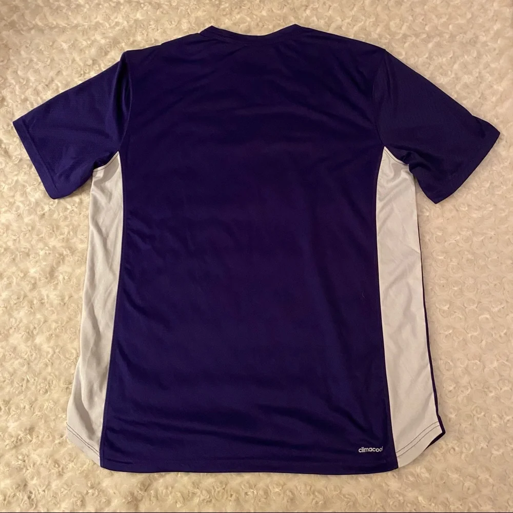 NWOT ADIDAS BRAND Mens Purple ClimaCool Utility Activewear Short Sleeve T Shirt - Picture 3 of 5